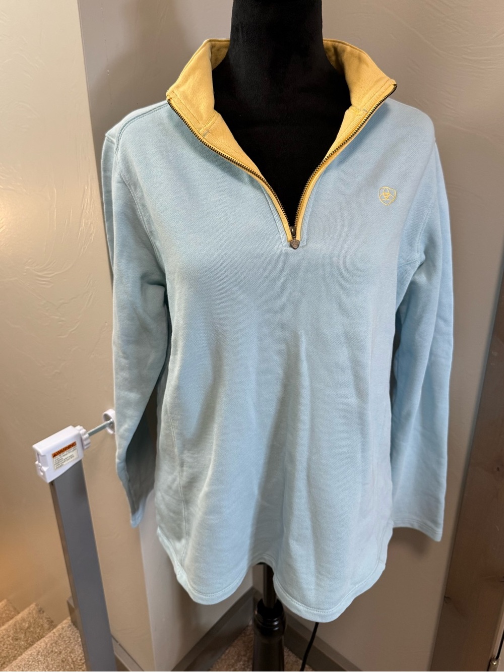 Ariat Pullover Western Baby Blue Barrel Racing 1/4 Zip Rodeo Sweatshirt Lg - Picture 2 of 9